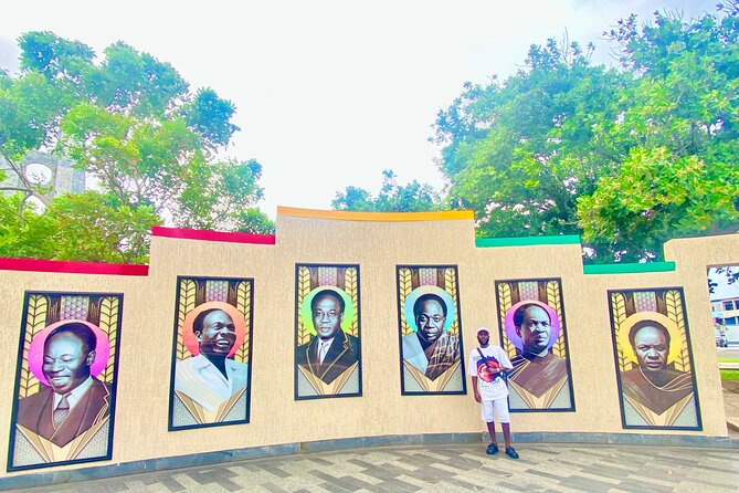 6-Hour Private Guided Accra City Tour - Reading Accra through Makola Market