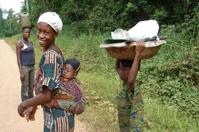9 Day Ghana Wildlife and Culture Tour - Day 2: Accra from national identity to neighborhood life
