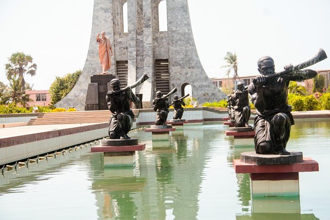 Accra City Tour With Drumming & Dancing Lessons - Kwame Nkrumah Memorial Park: Ghana’s independence in place