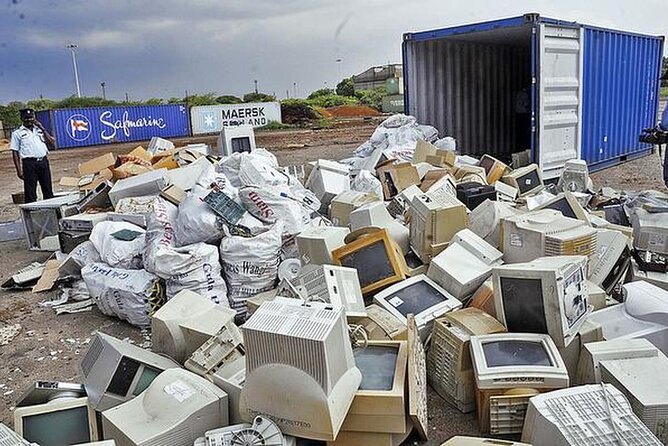 Accra E-waste and Recycling experience in Agbogbloshie - Why this Accra tour is worth your time