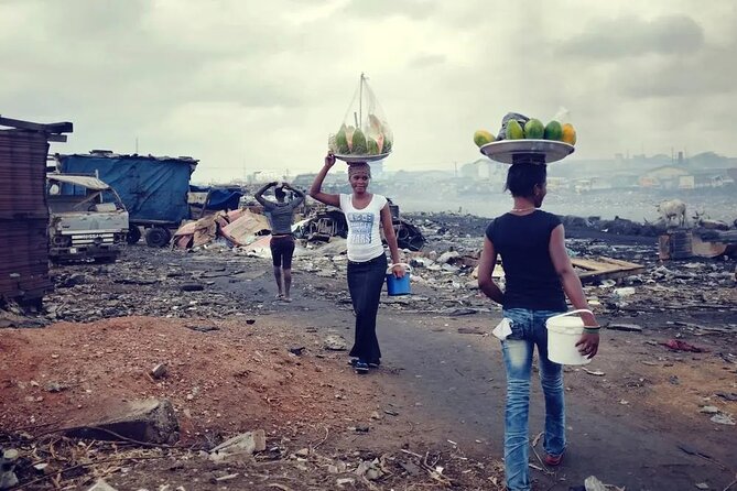 Accra E-waste and Recycling experience in Agbogbloshie - How the guides shape the experience