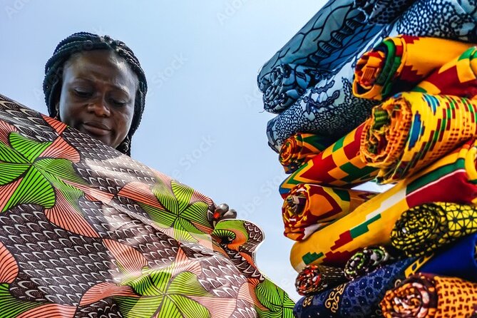 Accra Explored: A Full-Day Private City Tour for Culture Seekers - Independence Square and Ghana’s national symbols