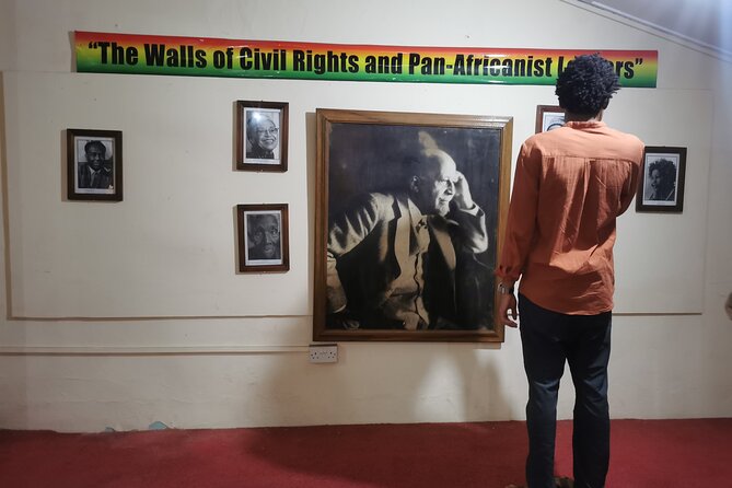 Accra Guided City Tour Experience - Independence Square connects monuments to national identity
