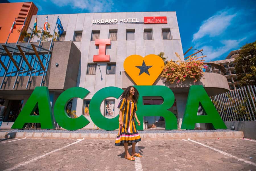 Accra: Guided City Tour with Lunch - Black Star Square and the road to independence