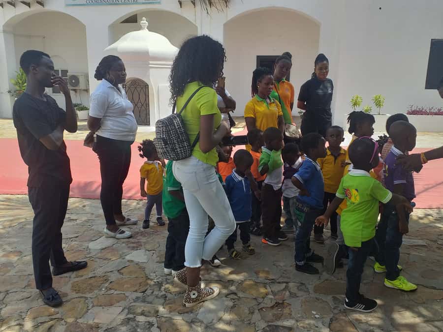 Accra: Guided City Tour with Lunch - The guides are the main strength