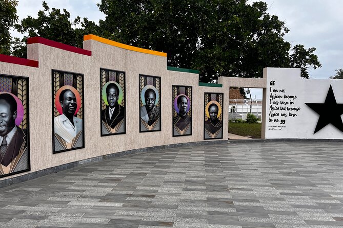 Accra Slave Castle and City Private Tour with Pick up - Osu Castle: the tour’s most serious stop