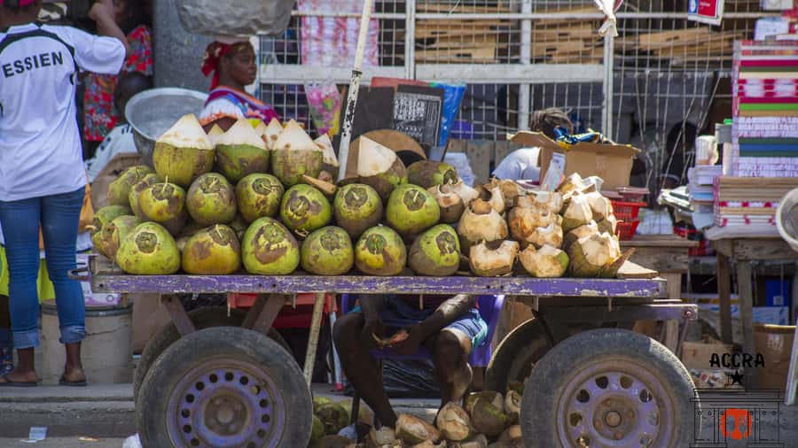 Accra Street Food Tour: Makola Market Tour With Full Lunch - The full local lunch takes two hours