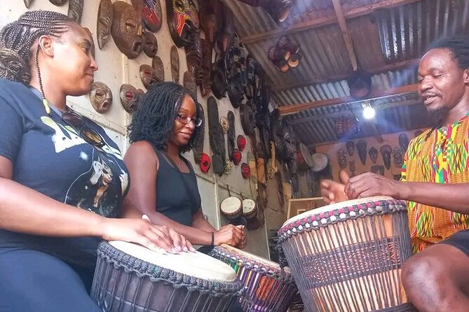 Accra Walking Day Tour With Oswald - Makola Market, Accra’s everyday shopping center