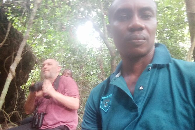 Bird watching tours , cultural and historical tours of Ghana. - Day 1: Sakumono changes the birding rhythm