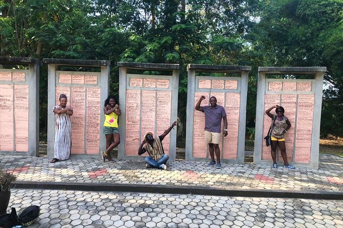 Black History Tour - Back to Your Roots (Accra to Assin to Cape Coast to Elmina) - Elmina Castle, Fort Jago, and an old port town