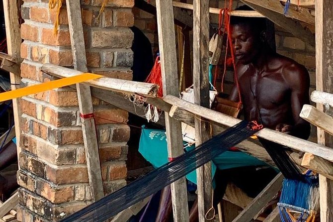 Bonwire Namimg Ceremony and Kente Tourist Center - Why Bonwire adds meaning to a Kumasi visit
