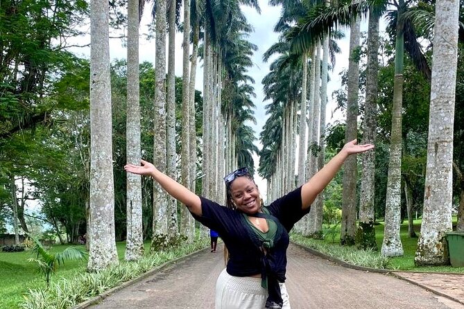 Boti Waterfalls and Aburi Botanical Gardens Full Day Tour - Key points to know before you book