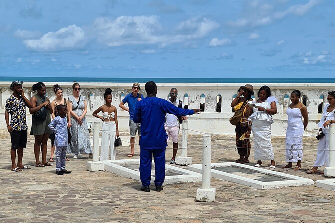 Cape Coast Tour (Slave market & river site) - Elmina Castle: a second view of the same trade