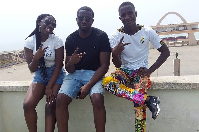 Experience the Beauty, History and the Culture Of Accra in a Day - The guides and the private format