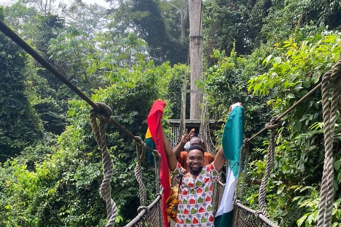 Explore Cape Coast - Elmina in a brief( Roles in the slave trade) - Meeting African stingless bees