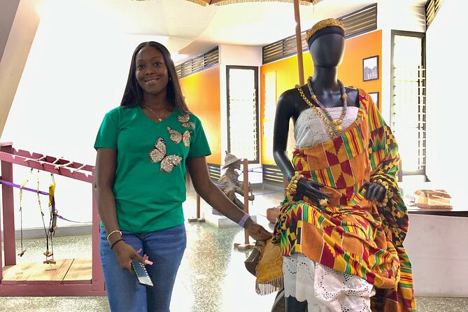 Explore the Beautiful History of Accra City - Crafts and shopping at the Centre for National Culture