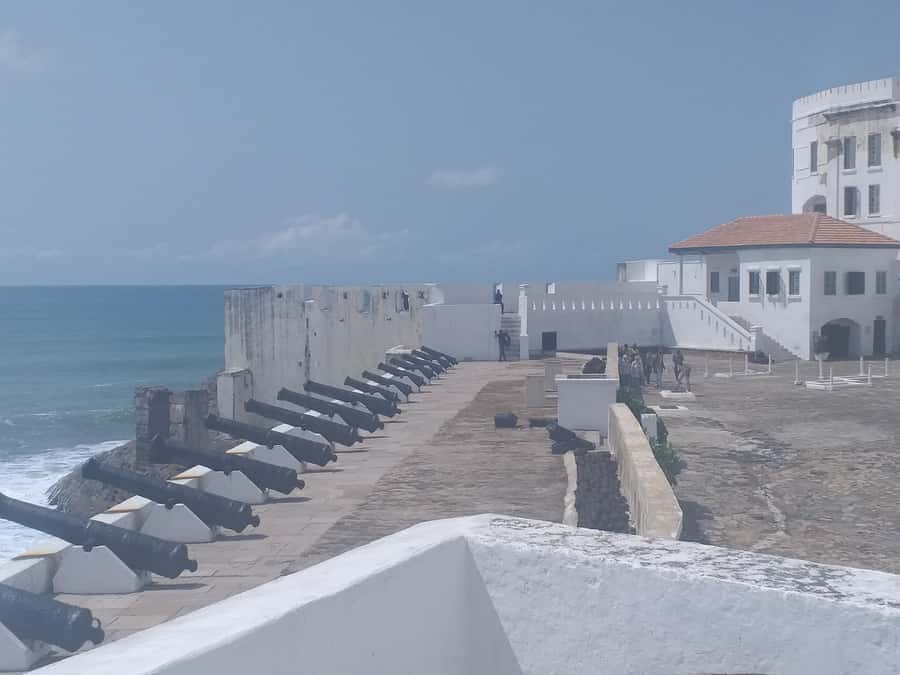 From Accra: Cape Coast Slave Dungeons Heritage Tour & Lunch - What the guides add to the experience