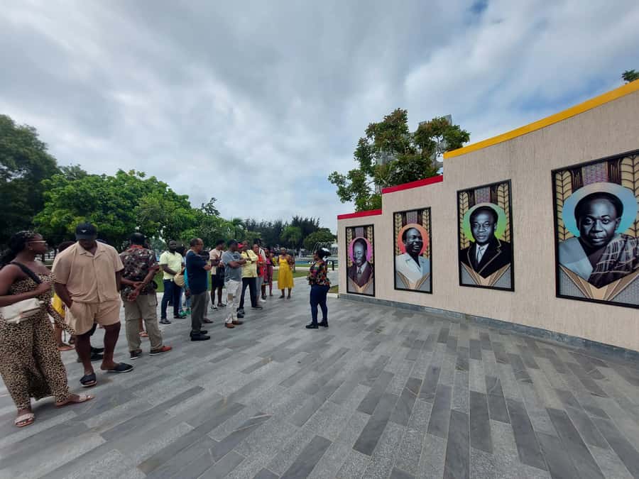 Full-Day Accra City Tour - Shopping at the Accra Arts Centre