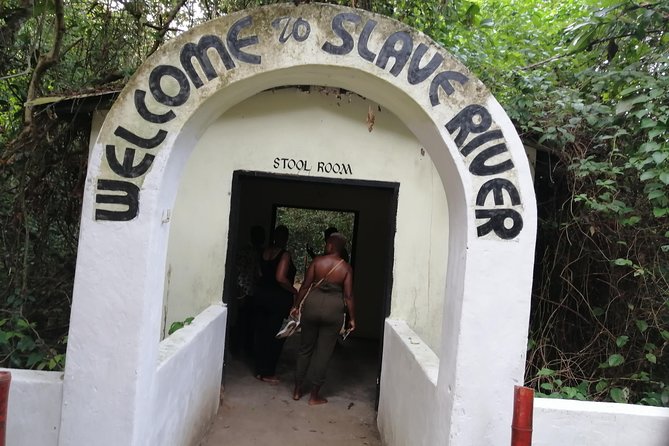 Full- Day Cape Coast Castles and Kakum Canopy Private Tour - Lunch beside the sea