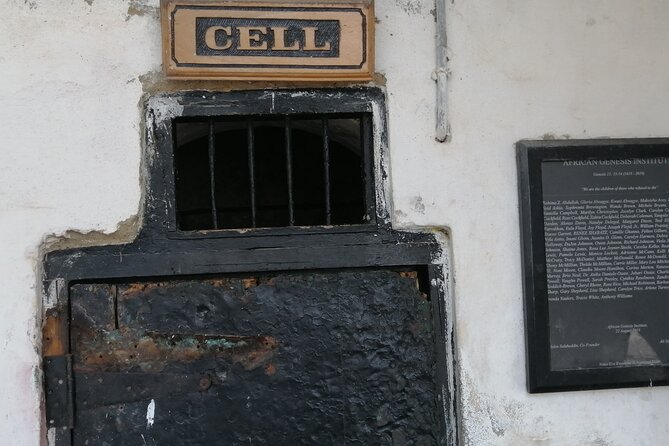 Full- Day Cape Coast Castles and Kakum Canopy Private Tour - Leaving Accra before sunrise