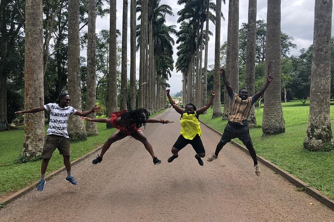 Ghana Eastern Explorer - Boti Falls, Aburi Gardens & Tetther Quarshie Cocoa Farm - Leaving Accra at 7:00 am