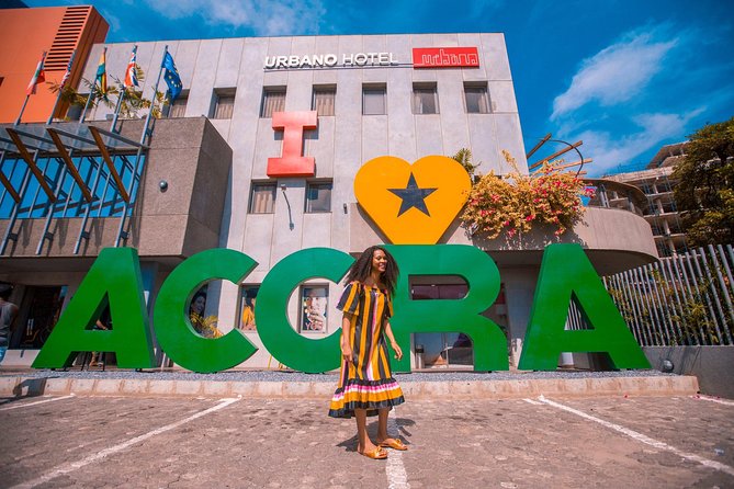 Know Ghana in 4 hrs - Accra City Tour - Black Star Gate and Independence Square