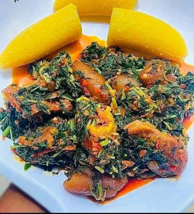 Local Ghanaian Food Tasting Tour - Eating your way through Accra
