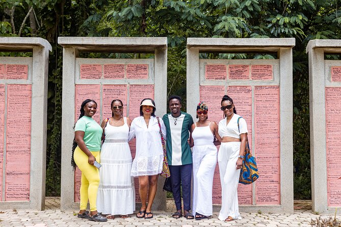 Naming Ceremony, Assin Manso Slave River and Cape Coast Castle - What the guides add to the experience