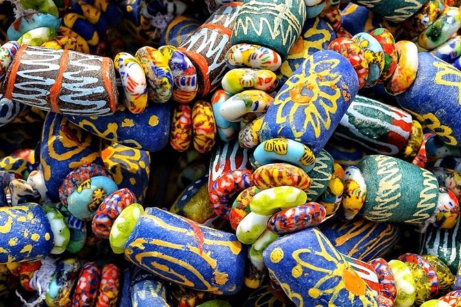 Private Accra Market Tour - Accra Arts Centre: handmade goods and room to shop