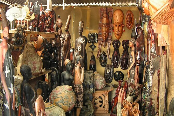 Private Accra Market Tour - Lunch at Living Room or Liv Resto Lounge