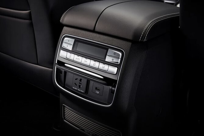 Private Airport Transfer to from ACC Kotoka by Business Car - Clean vehicle standards and comfort