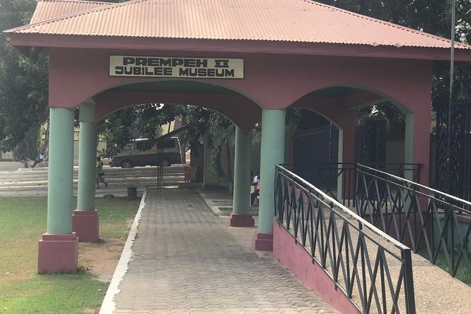 Private Half-Day City Tour of Kumasi with Lunch - Prempeh II Museum and everyday royal life