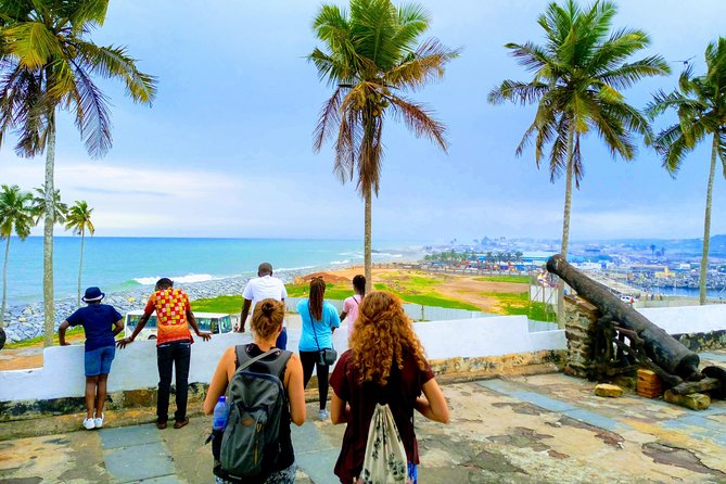 The Cape Coast Tour - Guides, drivers, and the shared vehicle