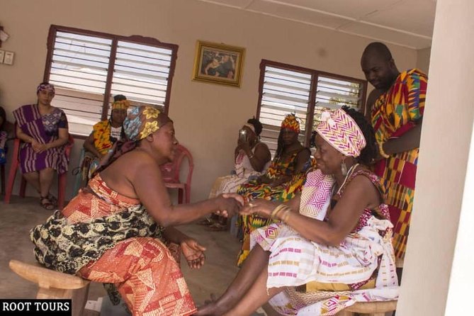 Traditional Naming Ceremony For African Americans In Kumasi - Adanwomase Kente weaving and a cocoa farm visit