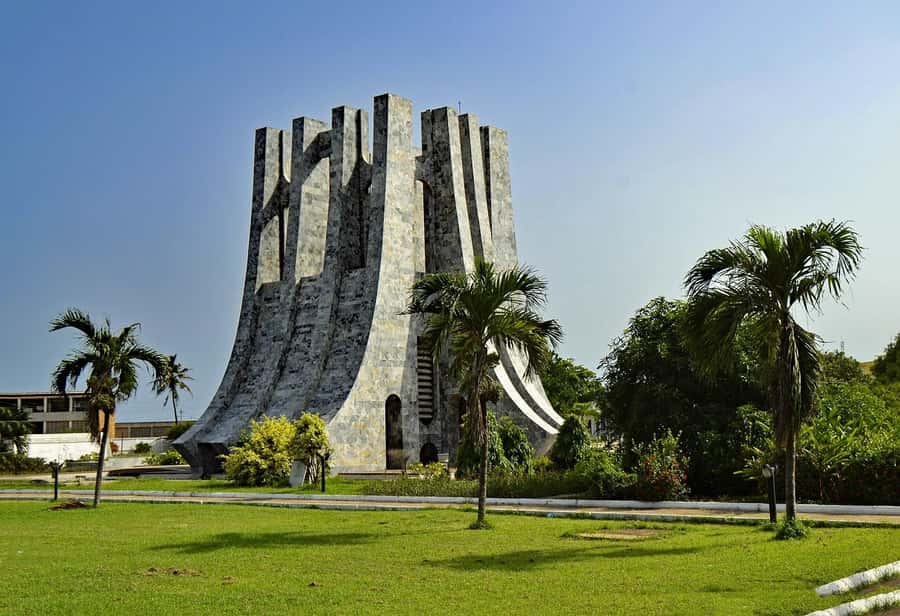 Visit Aburi Garden, Tetteh Quarshie Cocoa Farm & Waterfall - Walking through Aburi Botanical Gardens